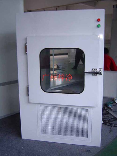 傳遞窗主要用于潔凈實驗室潔凈區(qū)和潔凈區(qū)之間或潔凈區(qū)和非潔凈區(qū)之間的小件物品的傳遞。