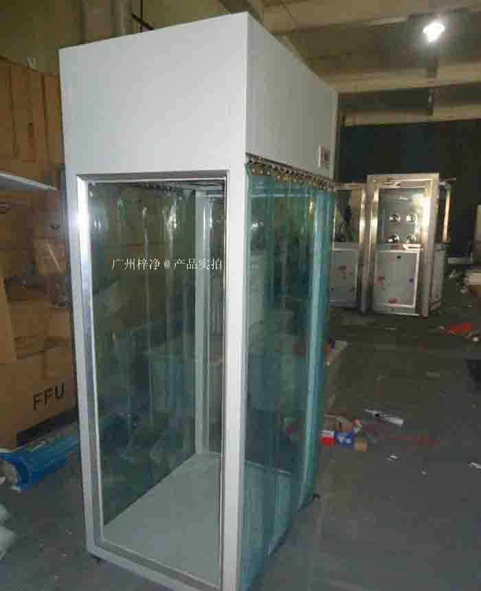 潔凈采樣車工作原理是從室內(nèi)空氣經(jīng)過初效過濾器、高效過濾器出風的形式達到高潔凈度 潔凈采樣車工作原理是從室內(nèi)空氣經(jīng)過初效過濾器、高效過濾器出風的形式達到高潔凈度